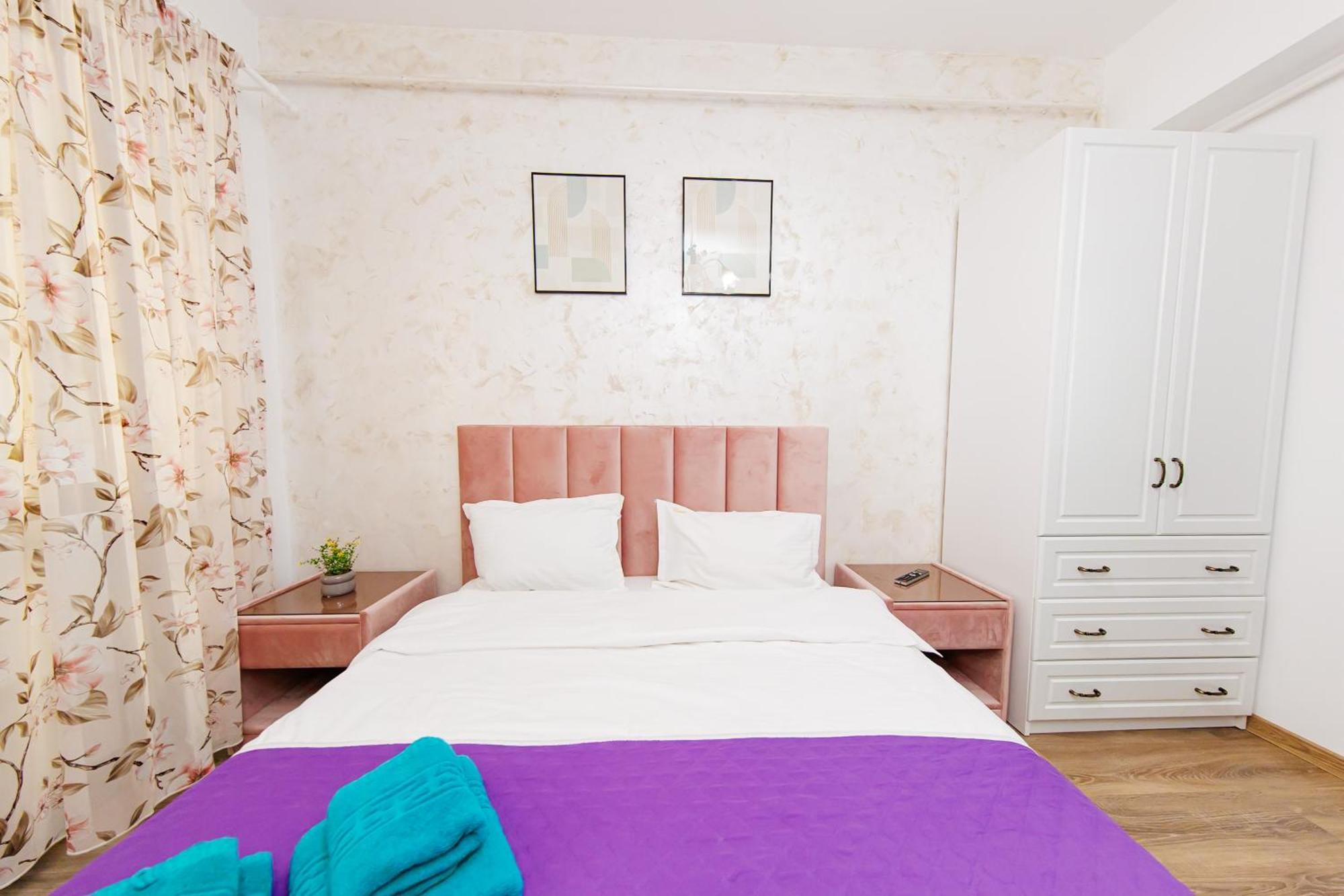 Tod Apartments Palas Mall Iasi Buitenkant foto